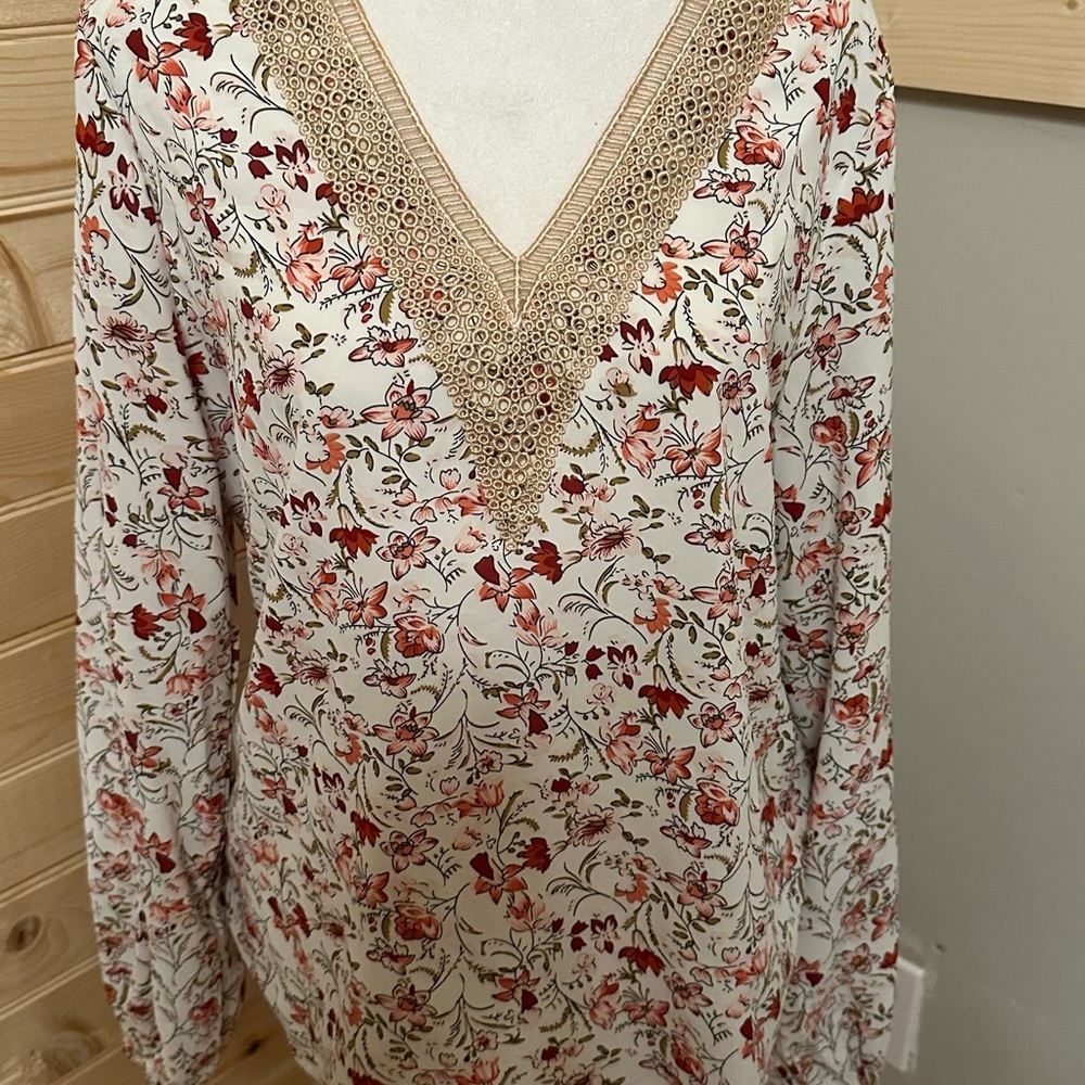 Floral V-Neck Blouse with Lace Detail